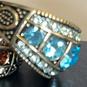 Elegant Blue and Brass Women's Ring